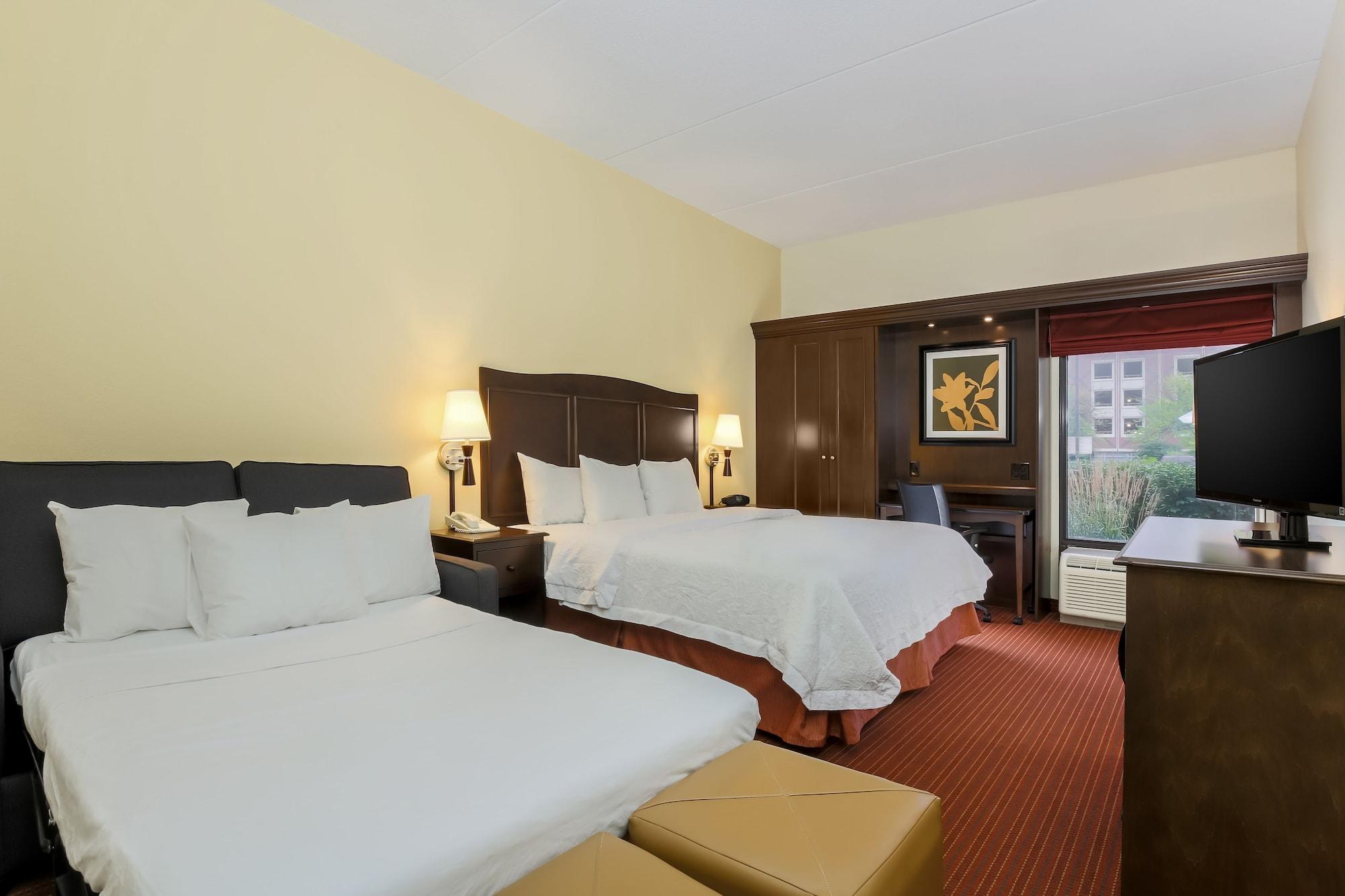 Hampton Inn Champaign/Urbana מראה חיצוני תמונה