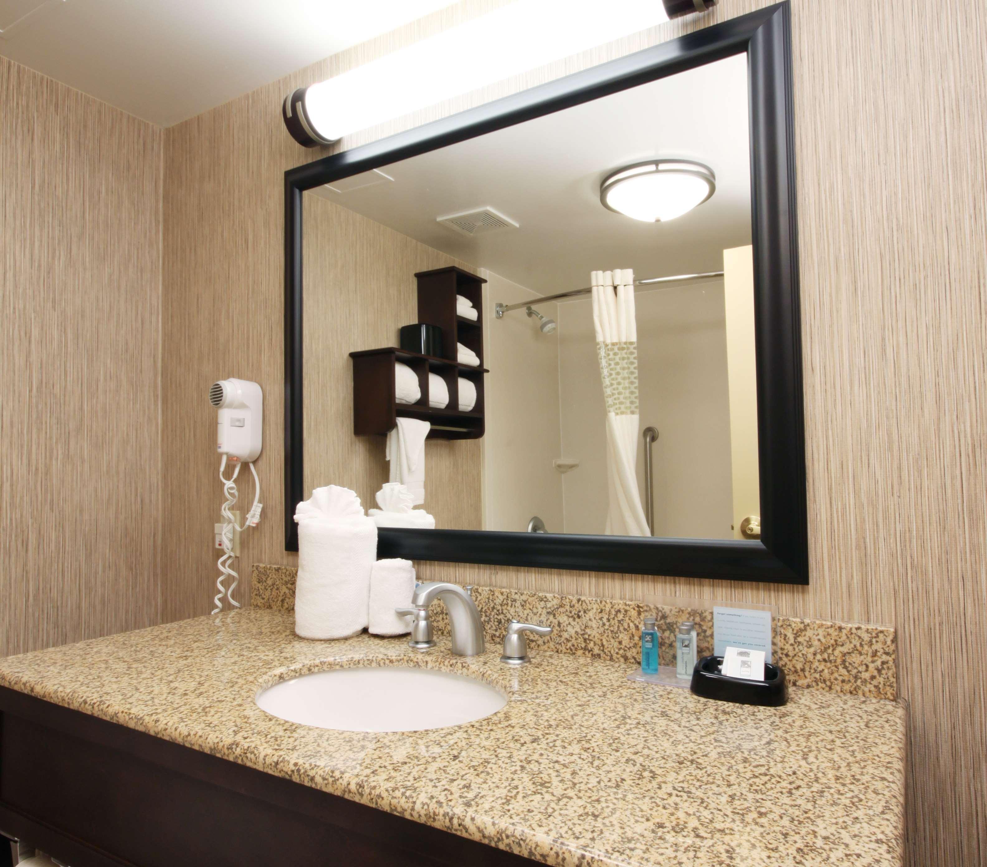Hampton Inn Champaign/Urbana מראה חיצוני תמונה