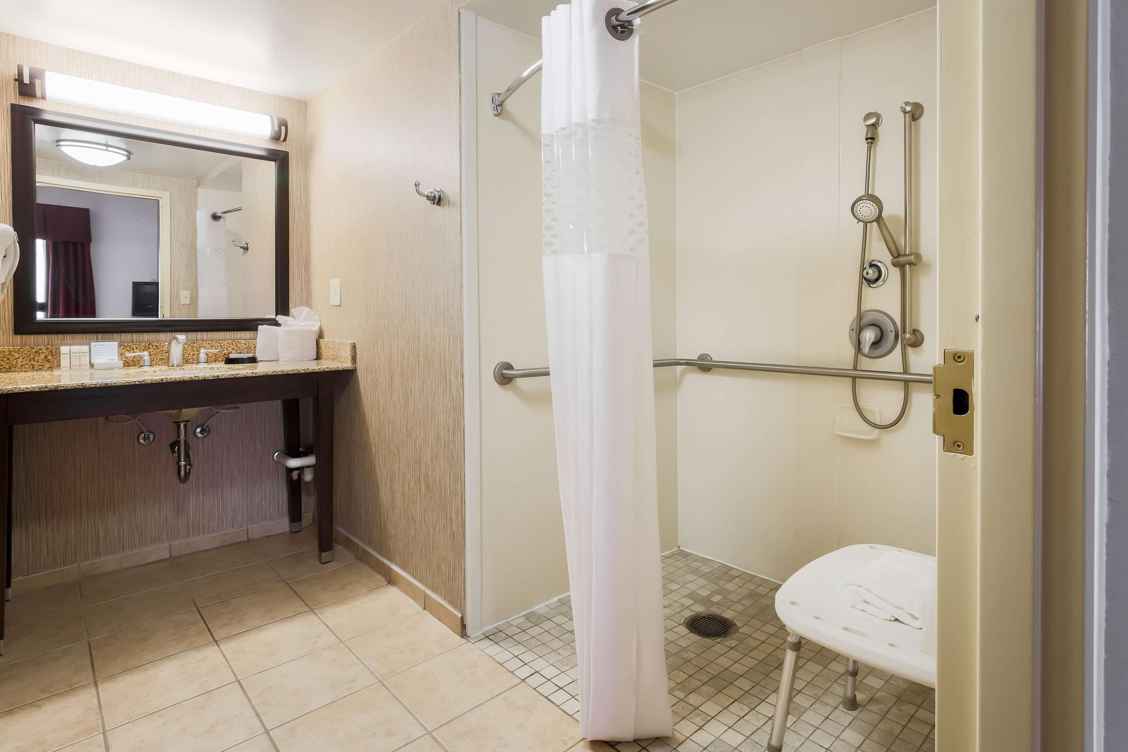 Hampton Inn Champaign/Urbana מראה חיצוני תמונה