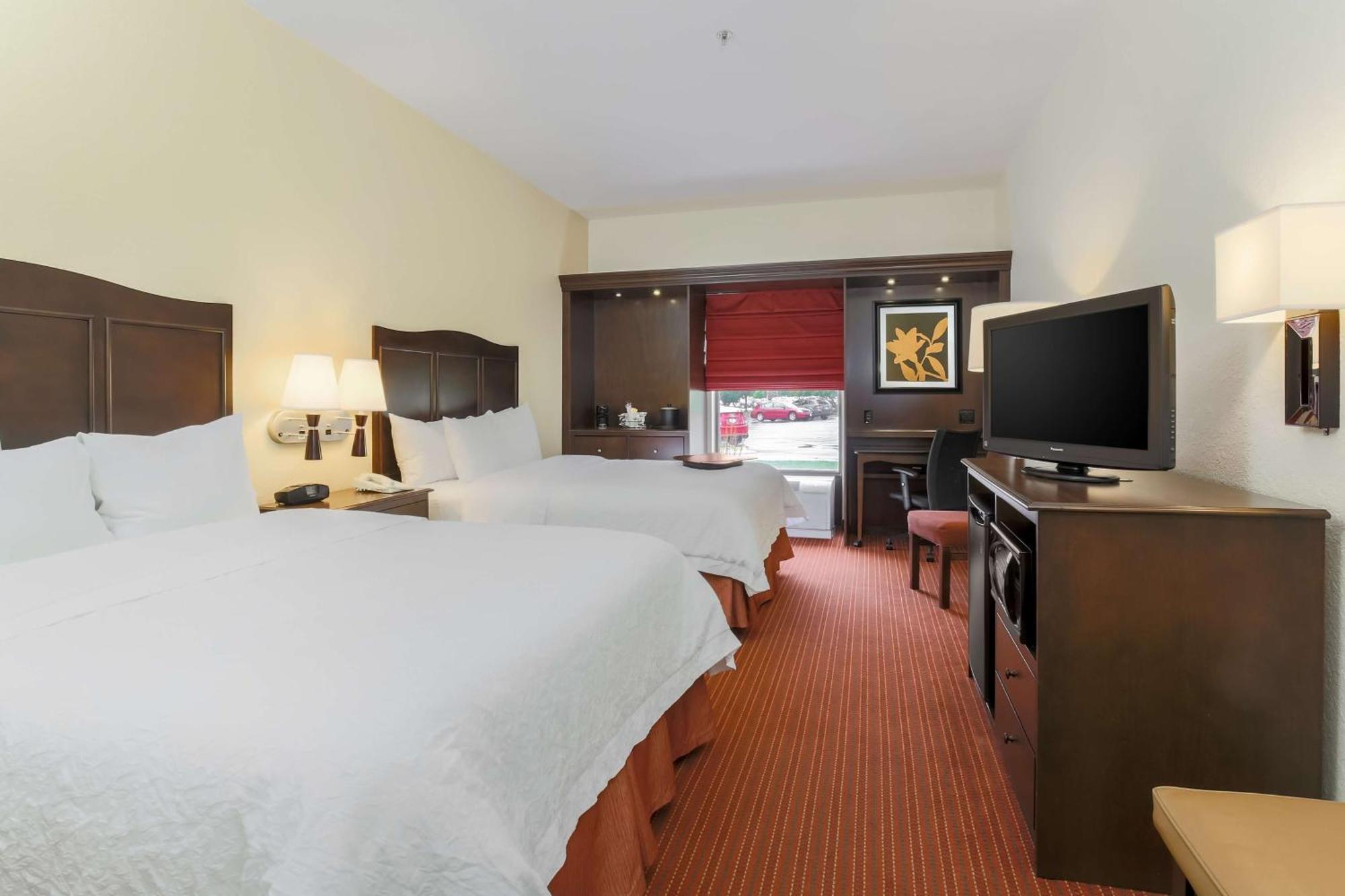 Hampton Inn Champaign/Urbana מראה חיצוני תמונה