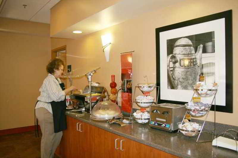 Hampton Inn Champaign/Urbana מסעדה תמונה